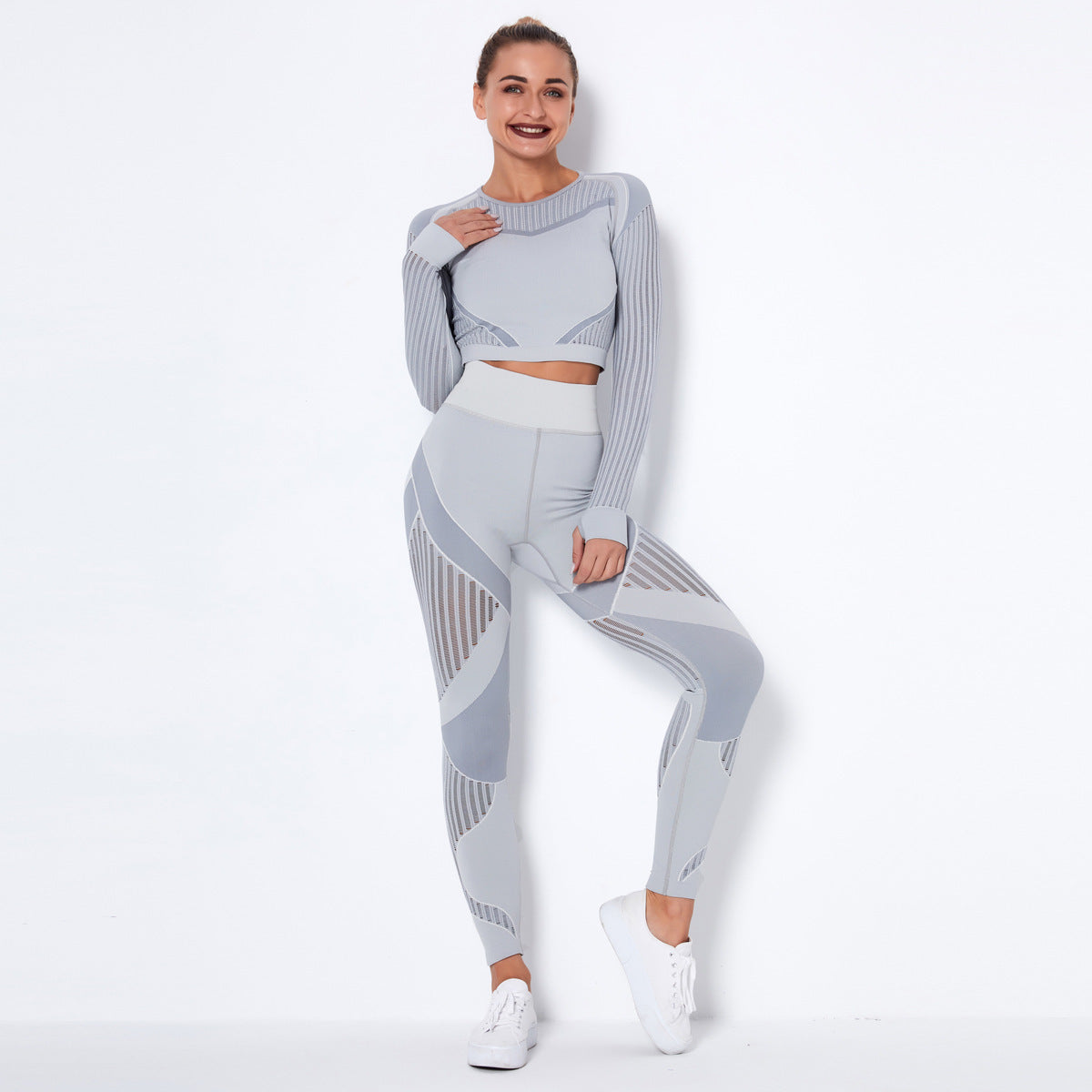 LuxioWear Seamless Yoga Suit | Breathable Long-Sleeved Fitness Outfit