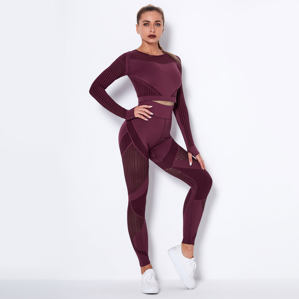 LuxioWear Seamless Yoga Suit | Breathable Long-Sleeved Fitness Outfit
