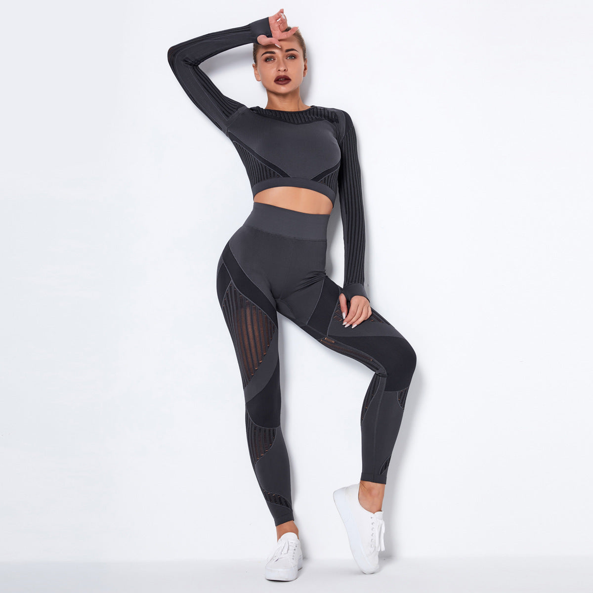 LuxioWear Seamless Yoga Suit | Breathable Long-Sleeved Fitness Outfit