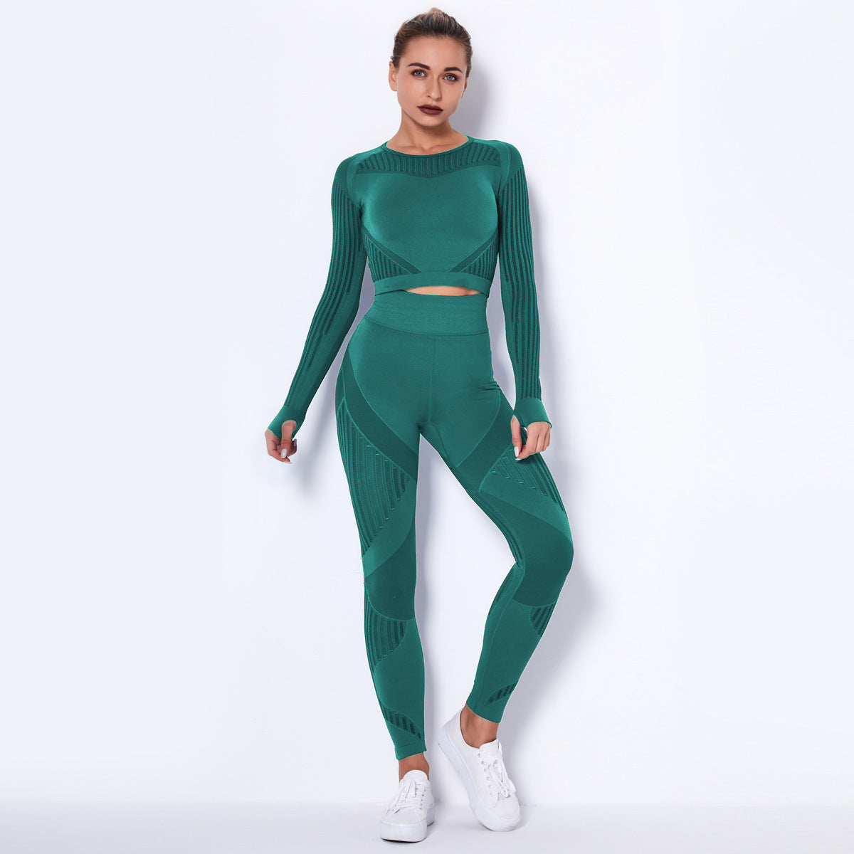 LuxioWear Seamless Yoga Suit | Breathable Long-Sleeved Fitness Outfit