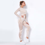 LuxioWear Seamless Yoga Suit | Breathable Long-Sleeved Fitness Outfit